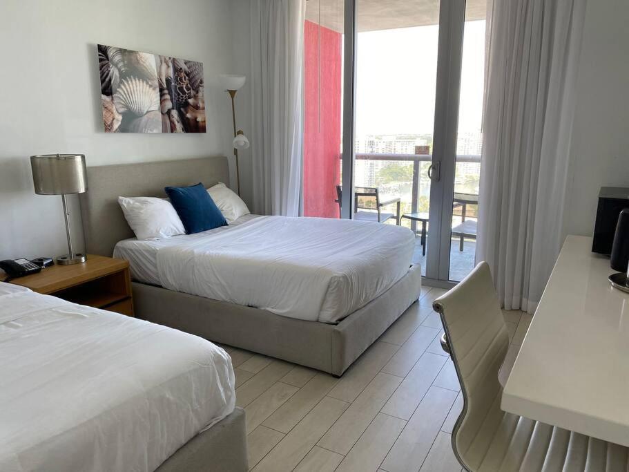 Amazing Studio Beach Walking Distance! 26B Plaja Hallandale Exterior foto