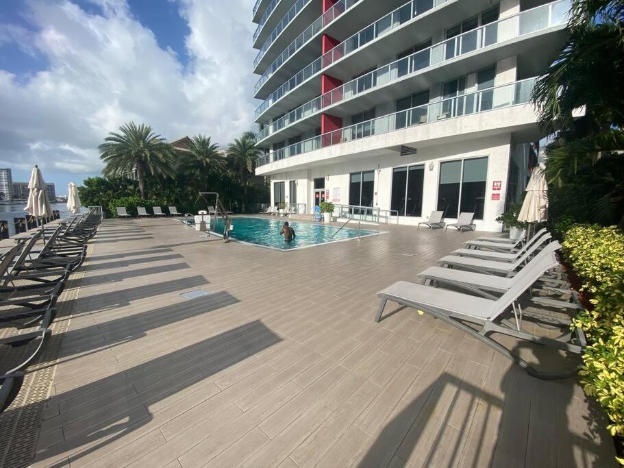 Amazing Studio Beach Walking Distance! 26B Plaja Hallandale Exterior foto