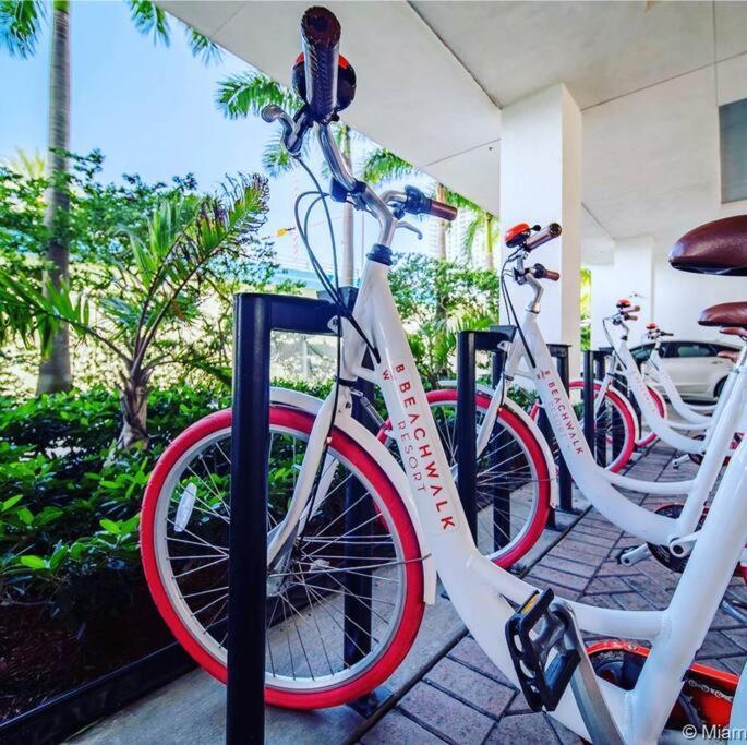 Amazing Studio Beach Walking Distance! 26B Plaja Hallandale Exterior foto